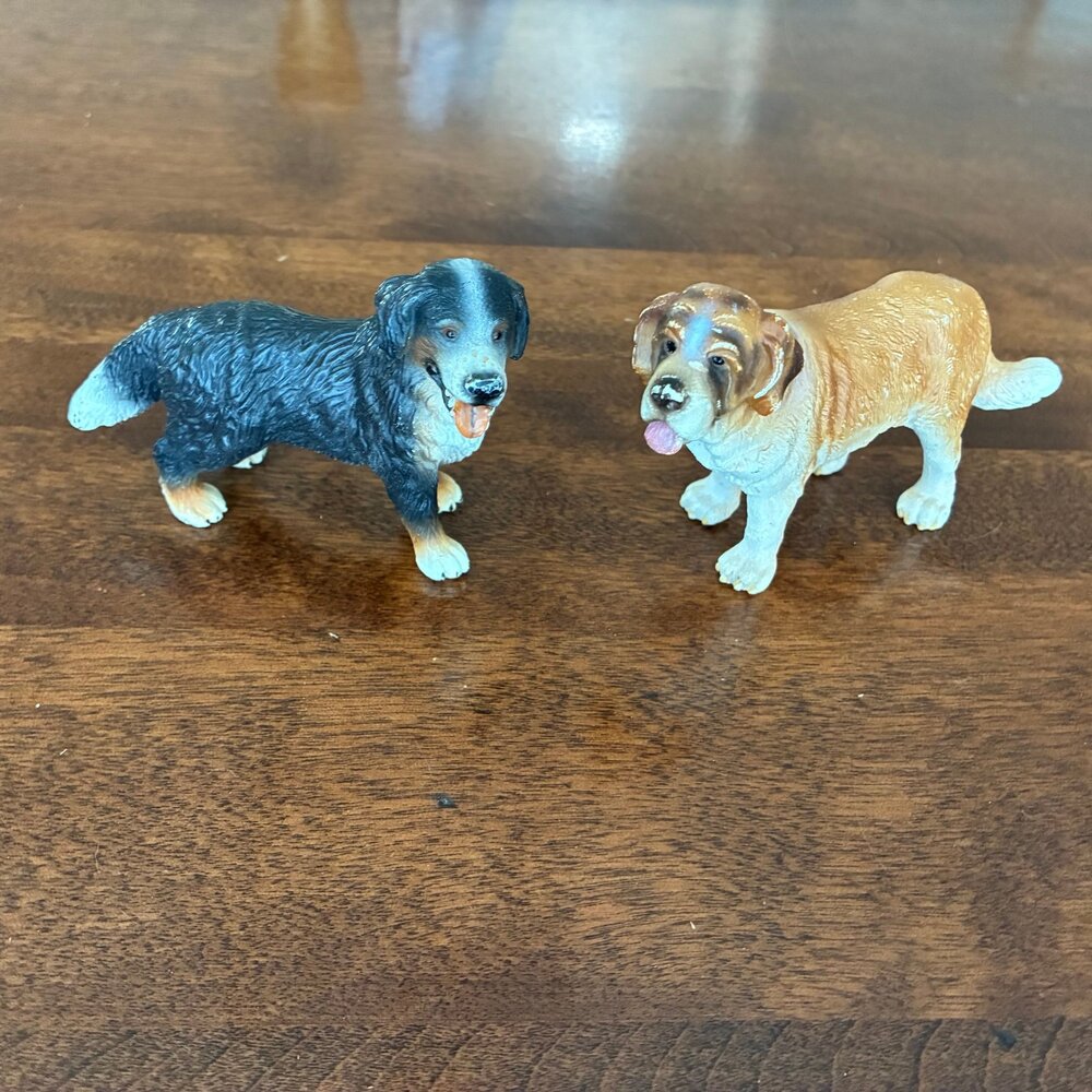 Schleich dog lot *retired*